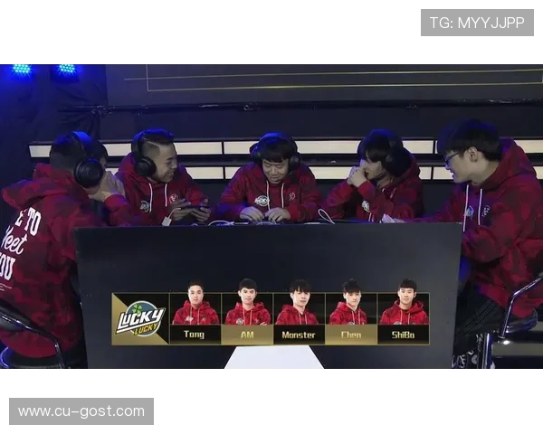 电竞赛事比分全面解析 战队表现与关键时刻回顾