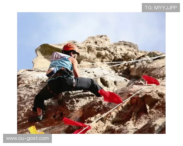 北京攀岩队运营模式解析与攀岩热点发展趋势探讨 北京攀岩队运营模式解析与攀岩热点发展趋势探讨