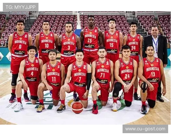 南京排球队在世界杯预选赛中以79分稳居积分榜首位