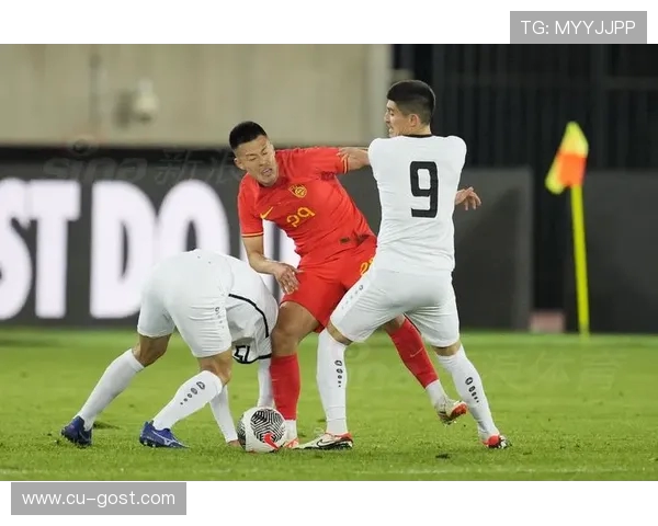 中国国奥队迎战乌兹别克斯坦队力争在国际赛场上取得佳绩